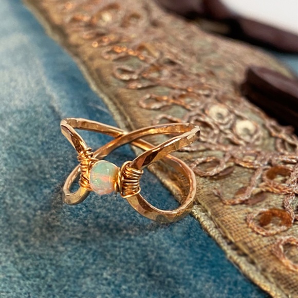 SUNDANCE 14k✨Gold & Opal Ring - Picture 6 of 7